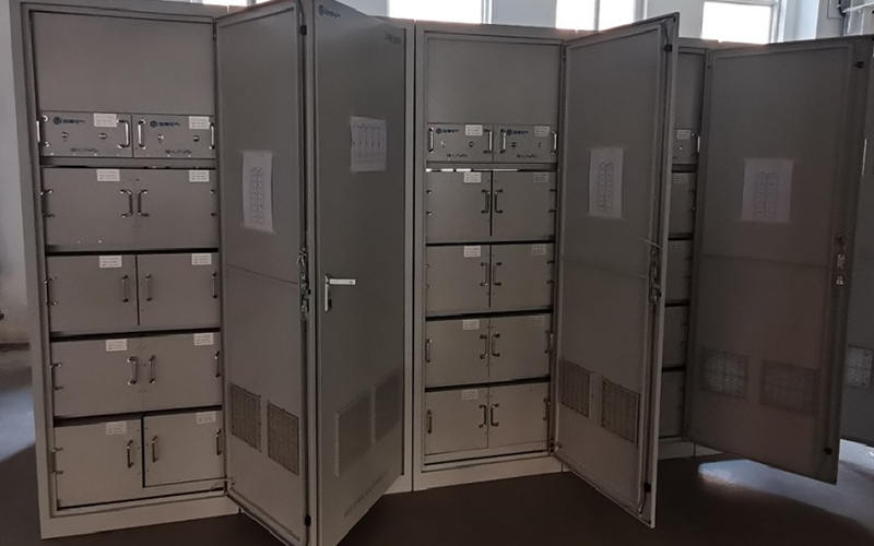 鞍鋼電訊廠(chǎng)總部通信電源后備電池
